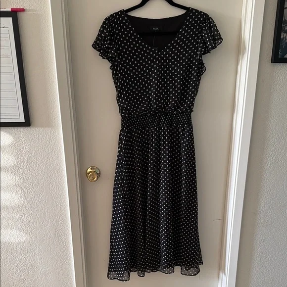 denim dress with cardigan Z Supply Medium Wash Cotton Angel Eyes Denim Midi Dress main image 1